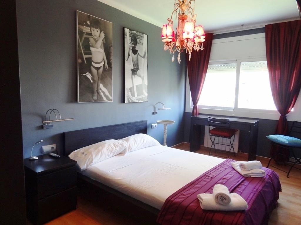 Ciruela Apart Apartman Sitges Szoba fotó
